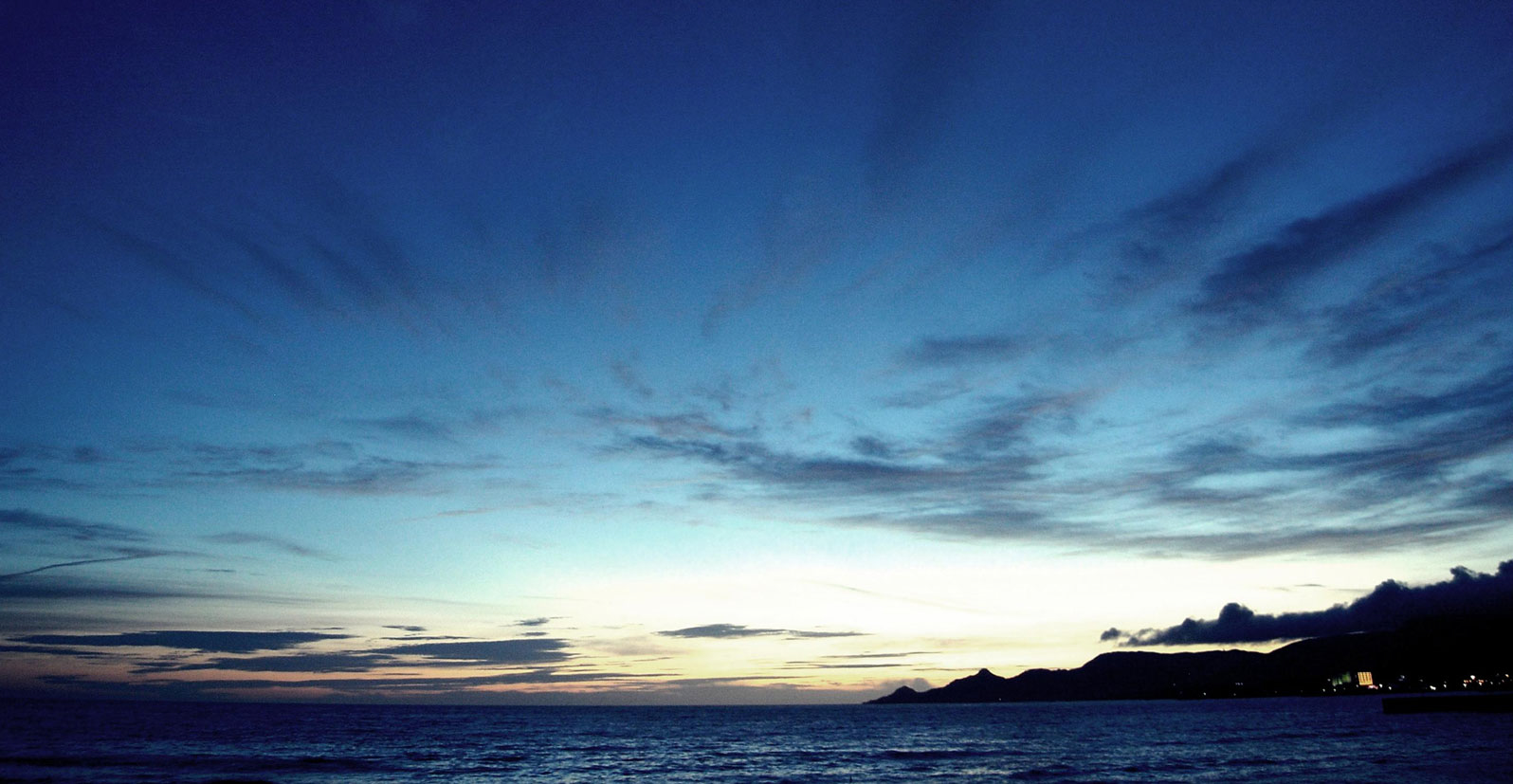 Copylight(C)2010 sunset-sea.com All Light Reserved